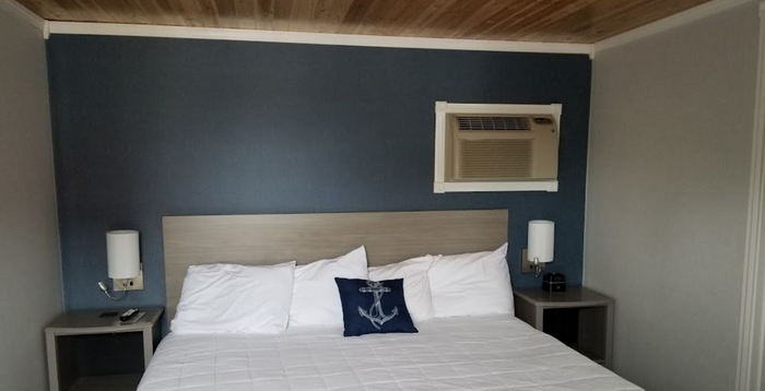 Long Ships Motel - Web Listing (newer photo)